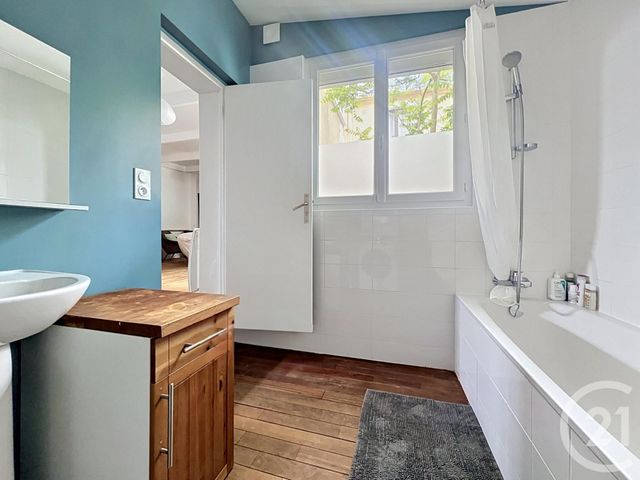 Appartement à vendre - 4 pièces - 93.05 m2 - ROMAINVILLE - 93 - ILE-DE-FRANCE - Century 21 Gambetta Immobilier