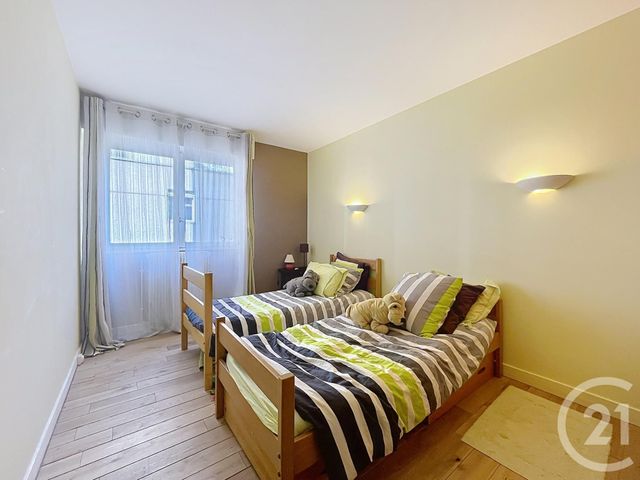 Appartement F5 à vendre - 5 pièces - 115.16 m2 - PARIS - 75020 - ILE-DE-FRANCE - Century 21 Gambetta Immobilier