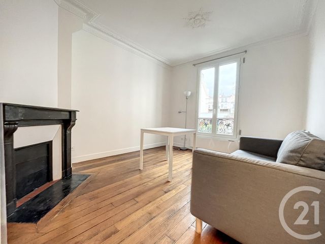 Appartement F2 à louer - 2 pièces - 40.72 m2 - PARIS - 75020 - ILE-DE-FRANCE - Century 21 Gambetta Immobilier