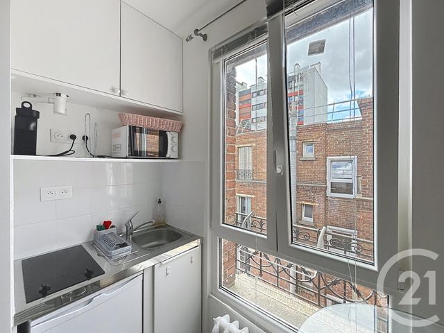 Appartement Studio à vendre - 1 pièce - 9.94 m2 - PARIS - 75020 - ILE-DE-FRANCE - Century 21 Gambetta Immobilier