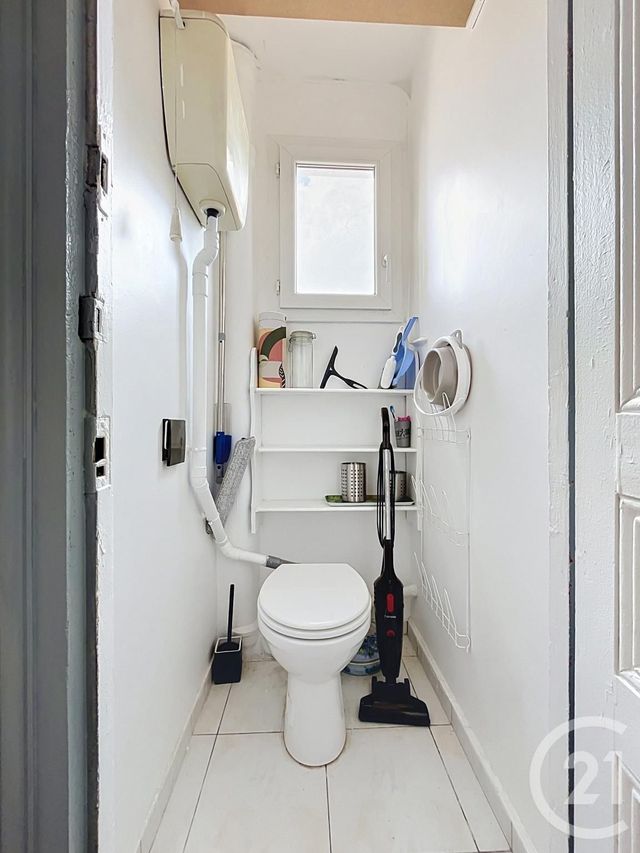 Appartement Studio à vendre - 1 pièce - 9.94 m2 - PARIS - 75020 - ILE-DE-FRANCE - Century 21 Gambetta Immobilier
