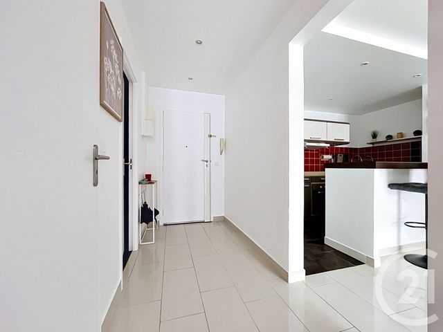 Appartement F2 à vendre - 2 pièces - 56.45 m2 - PARIS - 75020 - ILE-DE-FRANCE - Century 21 Gambetta Immobilier