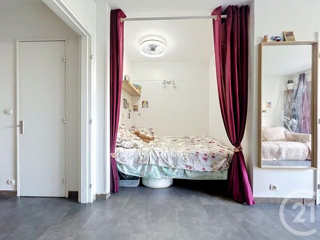 Appartement T1 à vendre - 1 pièce - 28.4 m2 - PARIS - 75020 - ILE-DE-FRANCE - Century 21 Gambetta Immobilier