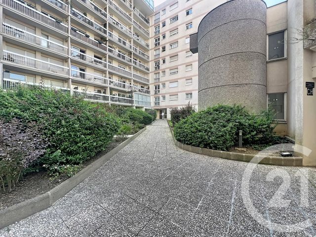 Appartement T1 à vendre - 1 pièce - 28.4 m2 - PARIS - 75020 - ILE-DE-FRANCE - Century 21 Gambetta Immobilier