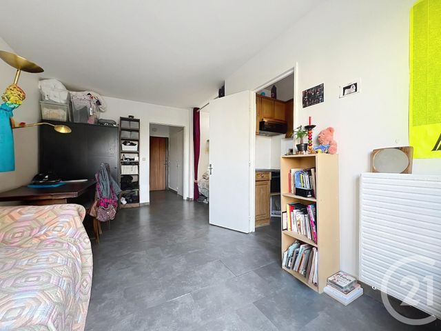Appartement T1 à vendre - 1 pièce - 28.4 m2 - PARIS - 75020 - ILE-DE-FRANCE - Century 21 Gambetta Immobilier