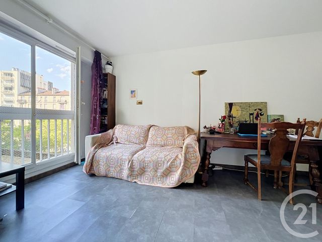 Appartement T1 à vendre - 1 pièce - 28.4 m2 - PARIS - 75020 - ILE-DE-FRANCE - Century 21 Gambetta Immobilier