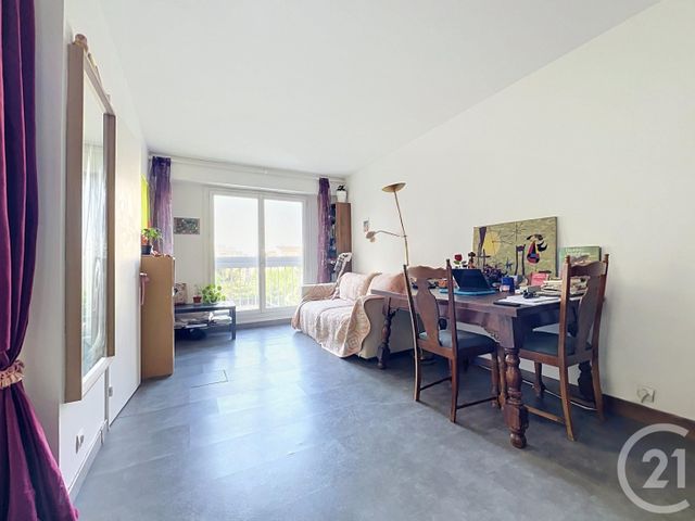 Appartement T1 à vendre - 1 pièce - 28.4 m2 - PARIS - 75020 - ILE-DE-FRANCE - Century 21 Gambetta Immobilier