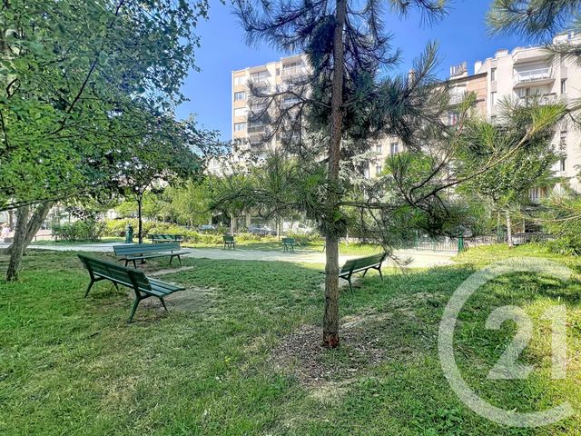 Appartement T1 à vendre - 1 pièce - 28.4 m2 - PARIS - 75020 - ILE-DE-FRANCE - Century 21 Gambetta Immobilier