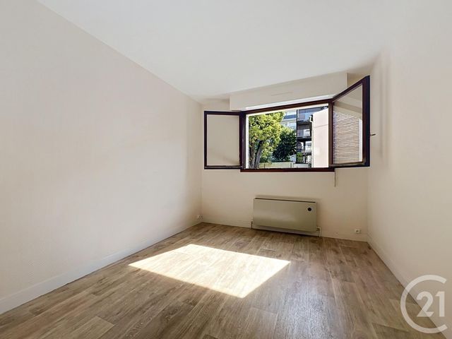 Appartement à vendre - 3 pièces - 72.67 m2 - PARIS - 75020 - ILE-DE-FRANCE - Century 21 Gambetta Immobilier