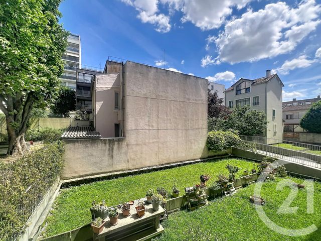 Appartement à vendre - 3 pièces - 72.67 m2 - PARIS - 75020 - ILE-DE-FRANCE - Century 21 Gambetta Immobilier