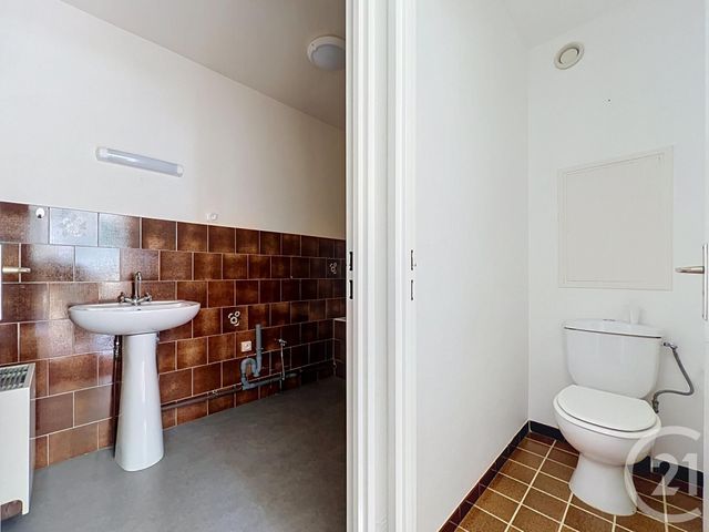 Appartement à vendre - 3 pièces - 72.67 m2 - PARIS - 75020 - ILE-DE-FRANCE - Century 21 Gambetta Immobilier