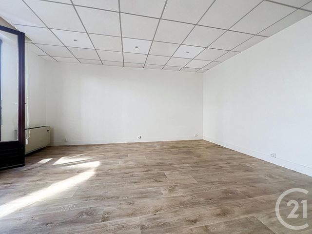Appartement à vendre - 3 pièces - 72.67 m2 - PARIS - 75020 - ILE-DE-FRANCE - Century 21 Gambetta Immobilier
