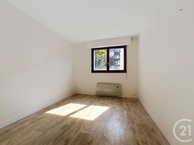 Appartement à vendre - 3 pièces - 72.67 m2 - PARIS - 75020 - ILE-DE-FRANCE - Century 21 Gambetta Immobilier