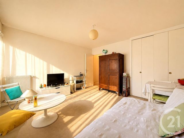 Appartement Studio à vendre PARIS