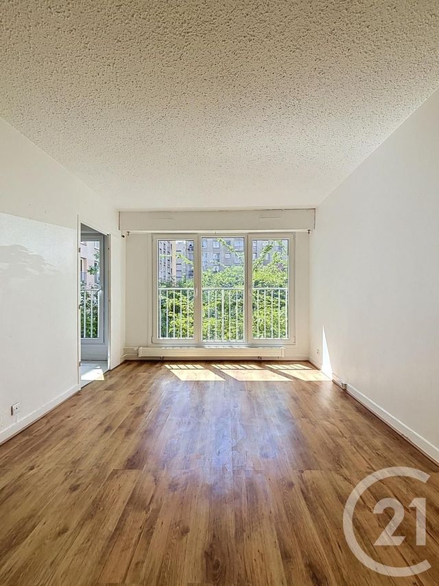 Appartement F1 à louer - 1 pièce - 26.0 m2 - PARIS - 75020 - ILE-DE-FRANCE - Century 21 Gambetta Immobilier