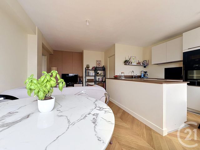 Appartement F3 à vendre - 3 pièces - 59.04 m2 - PARIS - 75020 - ILE-DE-FRANCE - Century 21 Gambetta Immobilier
