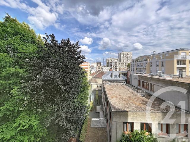Appartement F3 à vendre - 3 pièces - 62.54 m2 - PARIS - 75020 - ILE-DE-FRANCE - Century 21 Gambetta Immobilier