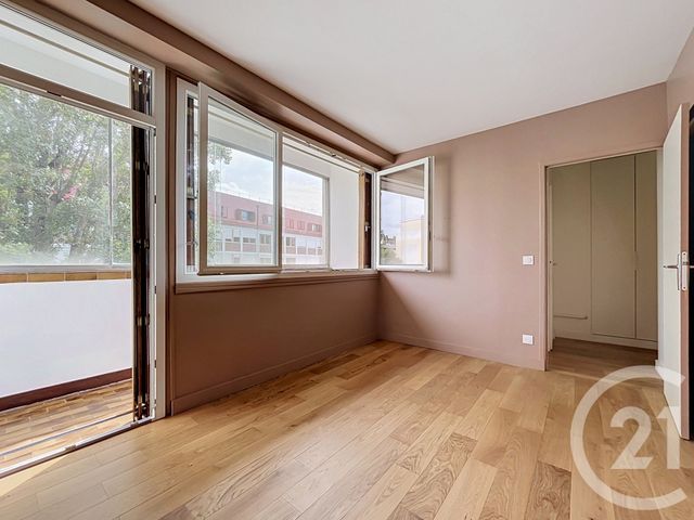 Appartement F3 à vendre - 3 pièces - 62.54 m2 - PARIS - 75020 - ILE-DE-FRANCE - Century 21 Gambetta Immobilier