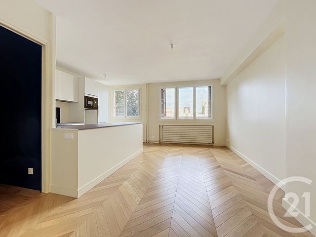 Appartement F3 à vendre - 3 pièces - 62.54 m2 - PARIS - 75020 - ILE-DE-FRANCE - Century 21 Gambetta Immobilier