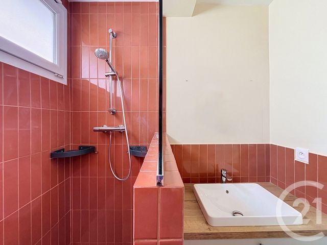 Appartement F3 à vendre - 3 pièces - 62.54 m2 - PARIS - 75020 - ILE-DE-FRANCE - Century 21 Gambetta Immobilier