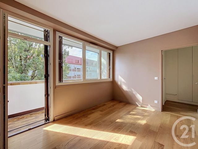 Appartement F3 à vendre - 3 pièces - 62.54 m2 - PARIS - 75020 - ILE-DE-FRANCE - Century 21 Gambetta Immobilier