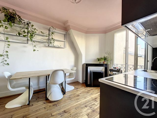 Appartement F3 à louer - 3 pièces - 55.1 m2 - PARIS - 75020 - ILE-DE-FRANCE - Century 21 Gambetta Immobilier