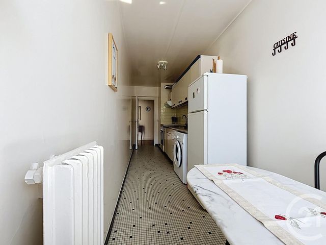 Appartement F2 à vendre - 2 pièces - 60.15 m2 - PARIS - 75020 - ILE-DE-FRANCE - Century 21 Gambetta Immobilier