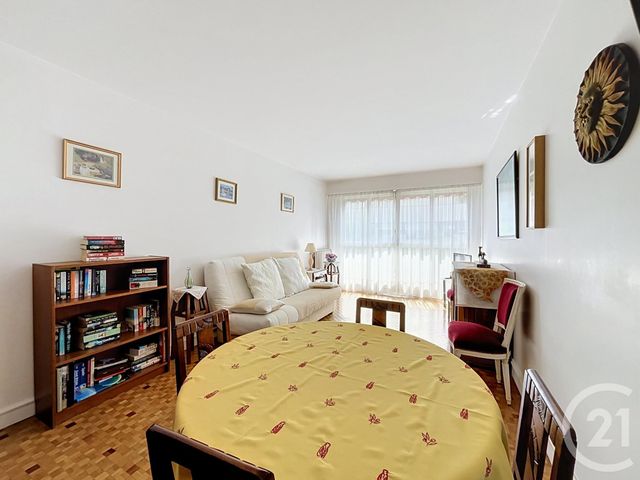 Appartement F2 à vendre - 2 pièces - 60.15 m2 - PARIS - 75020 - ILE-DE-FRANCE - Century 21 Gambetta Immobilier