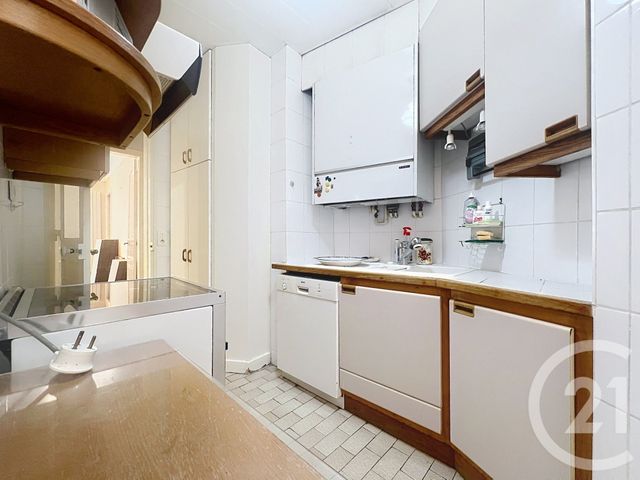 Appartement F3 à vendre - 3 pièces - 67.72 m2 - PARIS - 75020 - ILE-DE-FRANCE - Century 21 Gambetta Immobilier