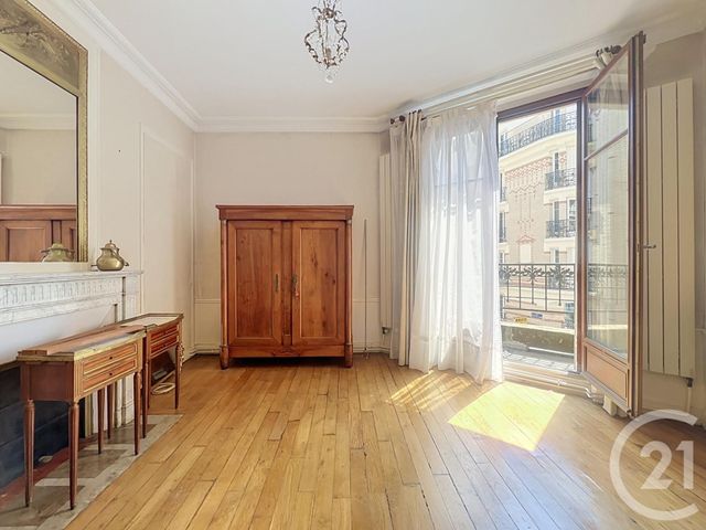Appartement F3 à vendre - 3 pièces - 67.72 m2 - PARIS - 75020 - ILE-DE-FRANCE - Century 21 Gambetta Immobilier