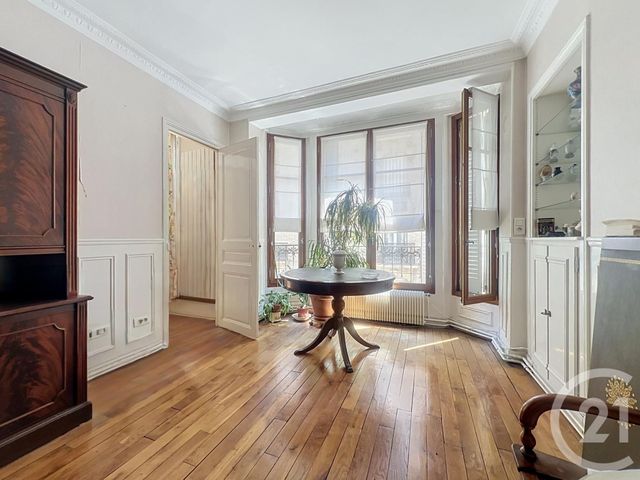 Appartement F3 à vendre - 3 pièces - 67.72 m2 - PARIS - 75020 - ILE-DE-FRANCE - Century 21 Gambetta Immobilier