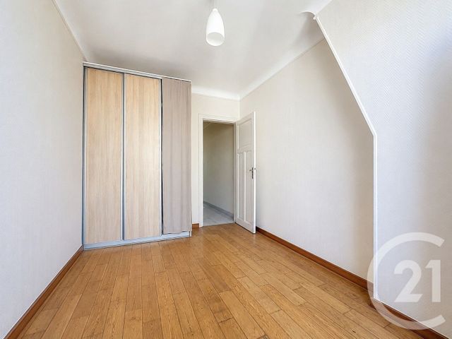 Appartement T2 à vendre - 2 pièces - 25.54 m2 - PARIS - 75020 - ILE-DE-FRANCE - Century 21 Gambetta Immobilier