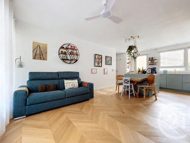 Appartement F3 à vendre - 3 pièces - 65.8 m2 - PARIS - 75020 - ILE-DE-FRANCE - Century 21 Gambetta Immobilier