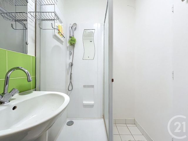 Appartement Studio à vendre - 1 pièce - 26.85 m2 - PARIS - 75020 - ILE-DE-FRANCE - Century 21 Gambetta Immobilier