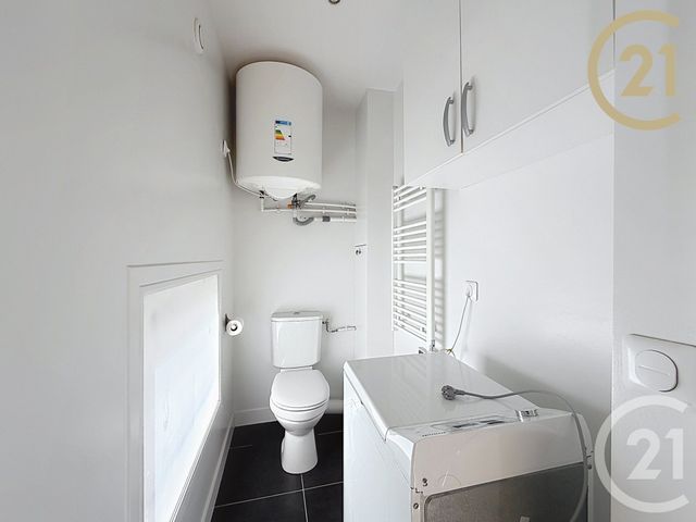Appartement F2 à vendre - 2 pièces - 33.87 m2 - PARIS - 75020 - ILE-DE-FRANCE - Century 21 Gambetta Immobilier