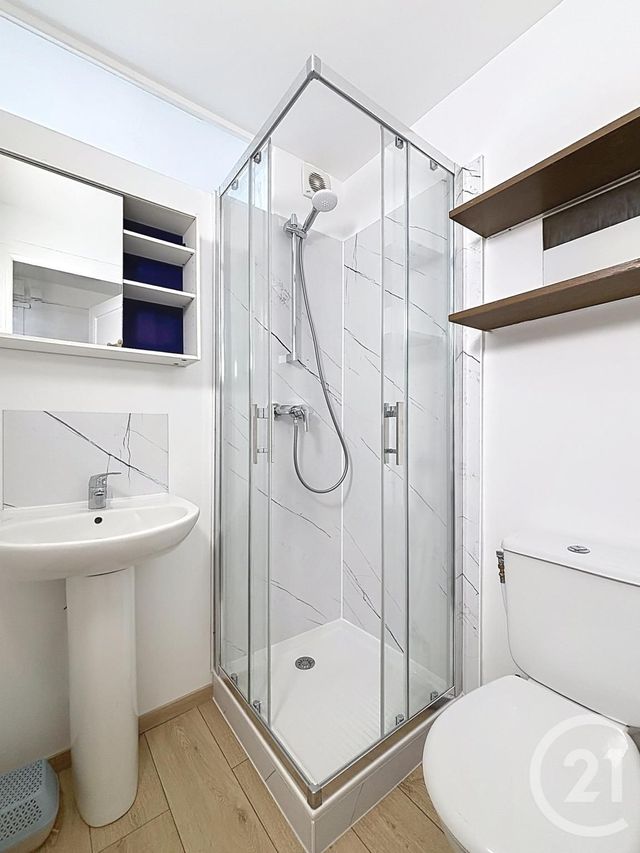 Appartement Studio à louer - 1 pièce - 17.68 m2 - PARIS - 75020 - ILE-DE-FRANCE - Century 21 Gambetta Immobilier