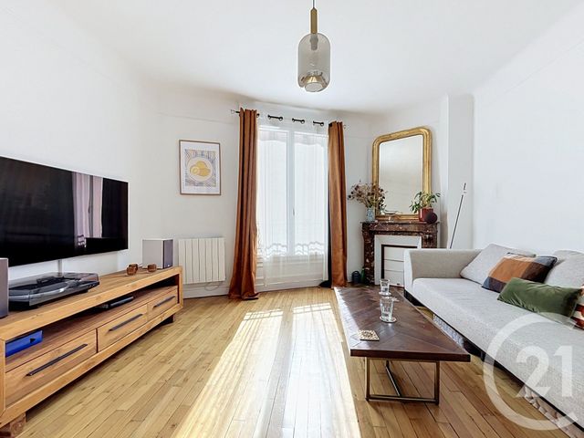 Appartement F2 à vendre - 2 pièces - 47.0 m2 - PARIS - 75020 - ILE-DE-FRANCE - Century 21 Gambetta Immobilier