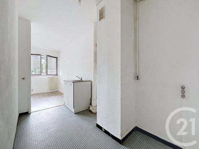 Appartement F1 à vendre - 1 pièce - 29.72 m2 - PARIS - 75020 - ILE-DE-FRANCE - Century 21 Gambetta Immobilier
