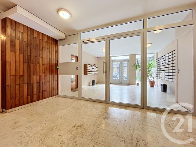 Appartement F1 à vendre - 1 pièce - 29.72 m2 - PARIS - 75020 - ILE-DE-FRANCE - Century 21 Gambetta Immobilier