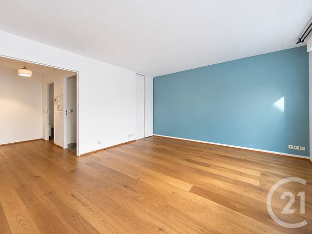Appartement F2 à vendre - 2 pièces - 51.18 m2 - PARIS - 75020 - ILE-DE-FRANCE - Century 21 Gambetta Immobilier
