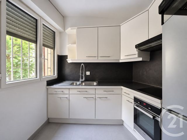 Appartement F2 à vendre - 2 pièces - 51.18 m2 - PARIS - 75020 - ILE-DE-FRANCE - Century 21 Gambetta Immobilier