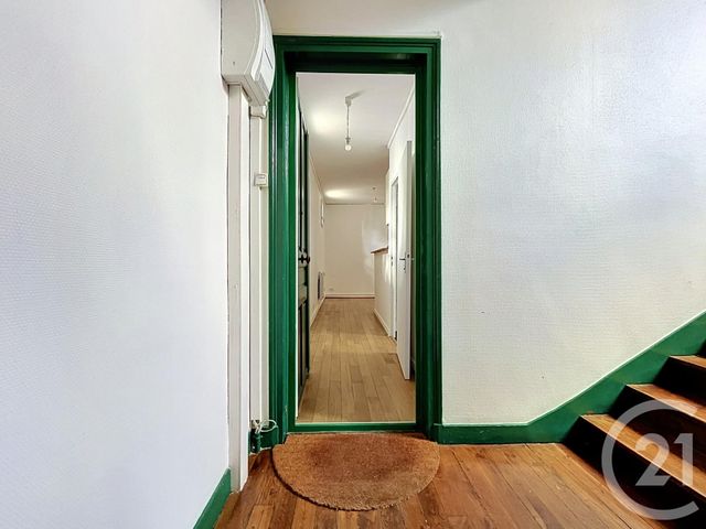 Appartement F2 à vendre - 2 pièces - 39.7 m2 - PARIS - 75020 - ILE-DE-FRANCE - Century 21 Gambetta Immobilier