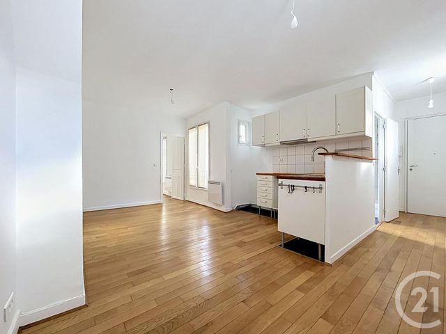 Appartement F2 à vendre - 2 pièces - 39.7 m2 - PARIS - 75020 - ILE-DE-FRANCE - Century 21 Gambetta Immobilier