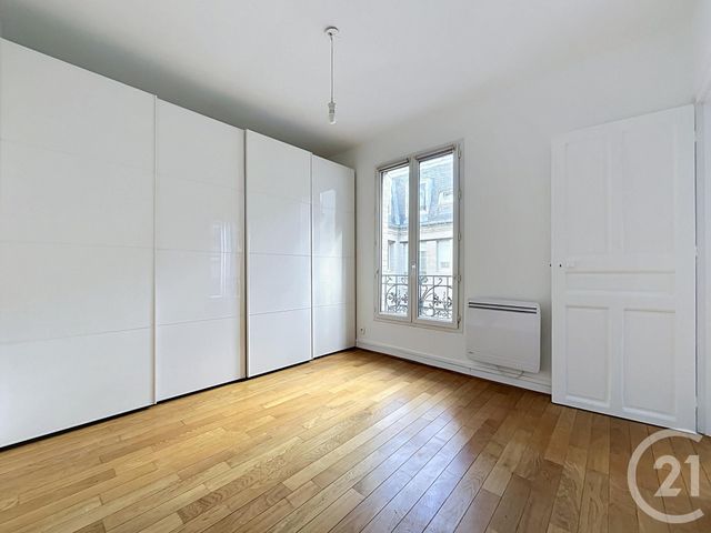 Appartement F2 à vendre - 2 pièces - 39.7 m2 - PARIS - 75020 - ILE-DE-FRANCE - Century 21 Gambetta Immobilier