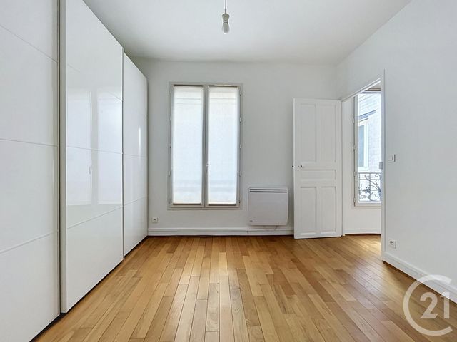 Appartement F2 à vendre - 2 pièces - 39.7 m2 - PARIS - 75020 - ILE-DE-FRANCE - Century 21 Gambetta Immobilier