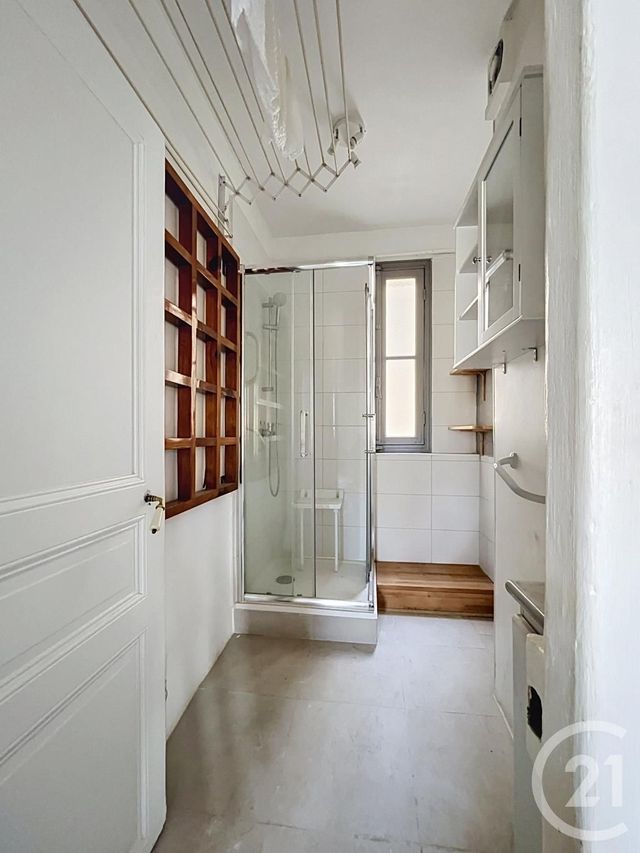 Appartement F2 à vendre - 2 pièces - 42.56 m2 - PARIS - 75020 - ILE-DE-FRANCE - Century 21 Gambetta Immobilier