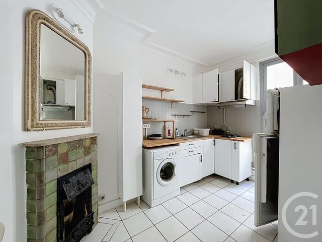 Appartement F2 à vendre - 2 pièces - 42.56 m2 - PARIS - 75020 - ILE-DE-FRANCE - Century 21 Gambetta Immobilier