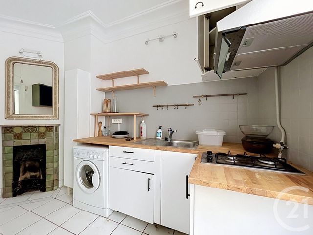 Appartement F2 à vendre - 2 pièces - 42.56 m2 - PARIS - 75020 - ILE-DE-FRANCE - Century 21 Gambetta Immobilier
