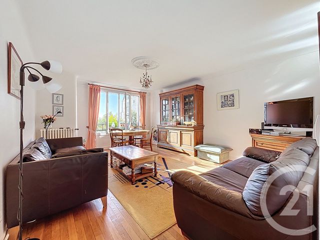Appartement F3 à vendre - 3 pièces - 81.3 m2 - PARIS - 75020 - ILE-DE-FRANCE - Century 21 Gambetta Immobilier